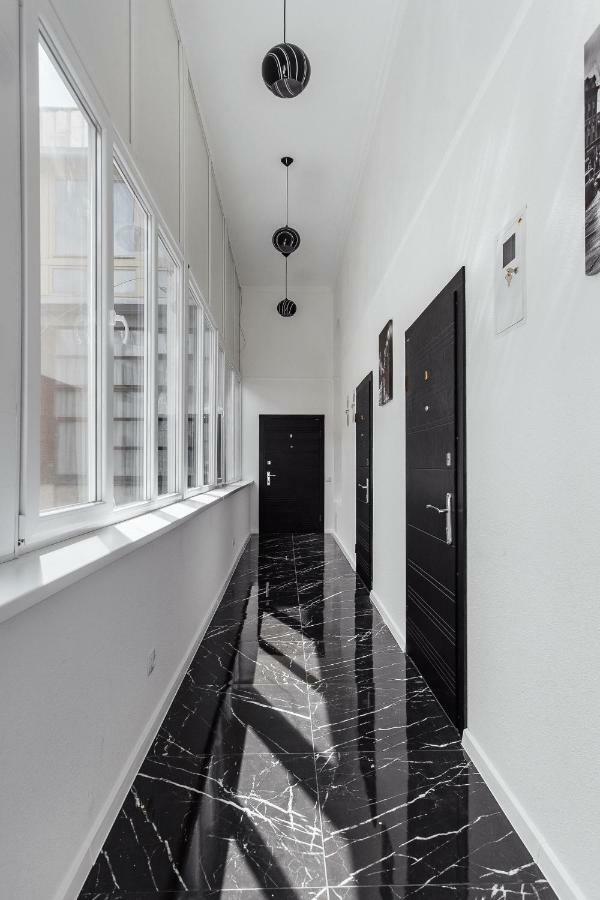 Двухуровневая Квартира Студия Odesa Exterior photo